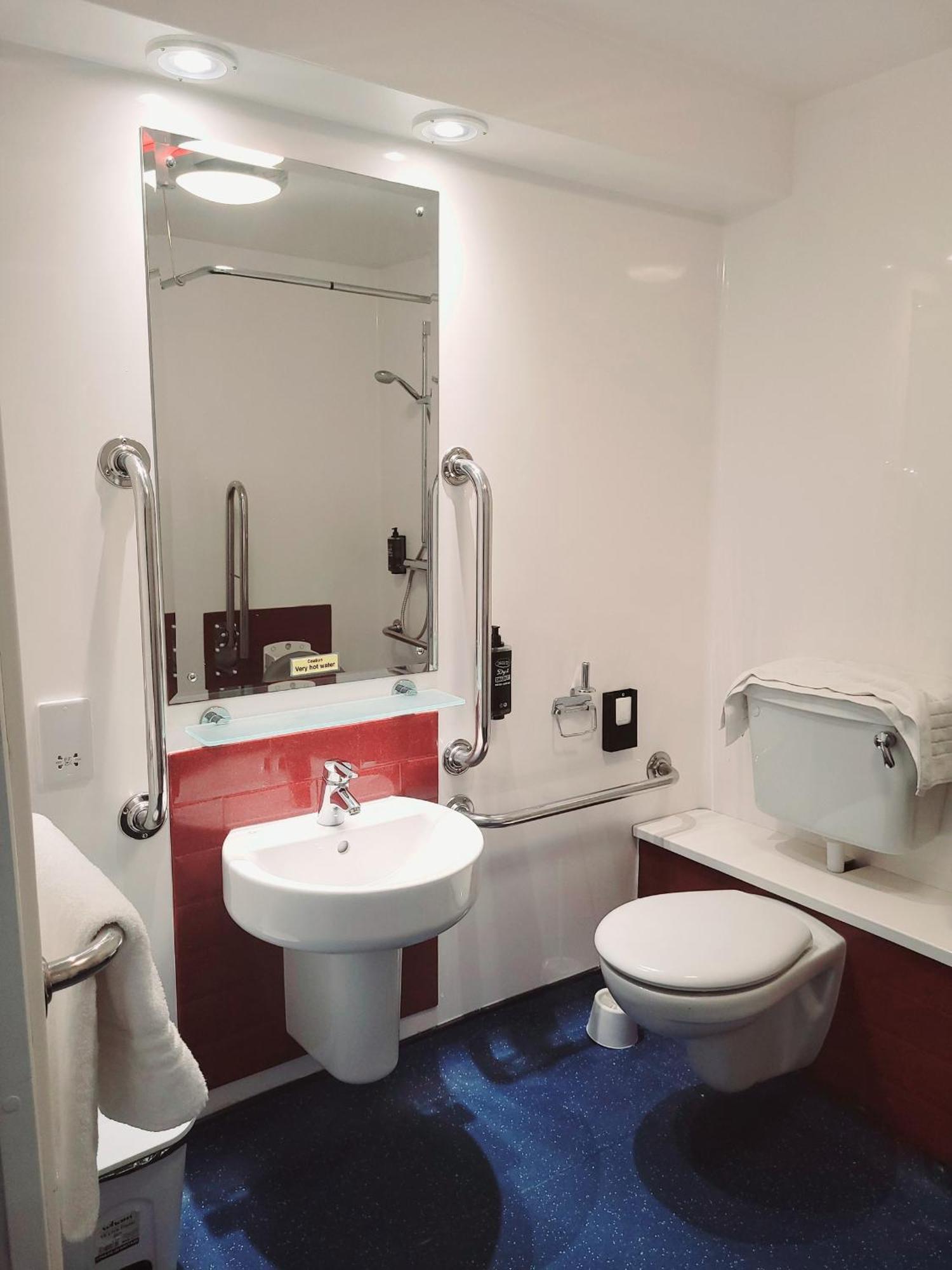Ibis Budget Lancaster Centre エクステリア 写真